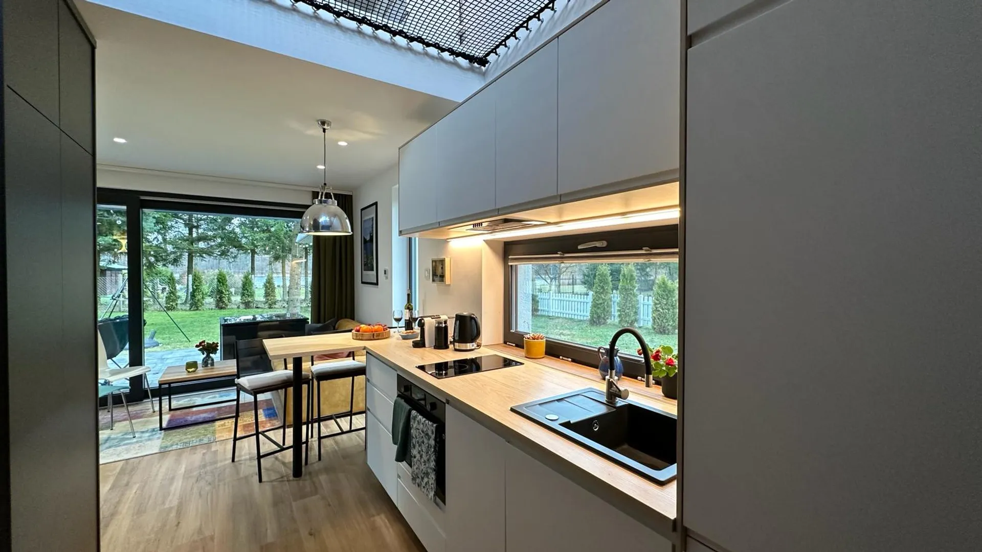 Fully equipped kitchen